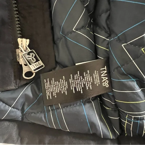 TNA Aspen Parka by Aritzia size XXS Black - Picture 5 of 8